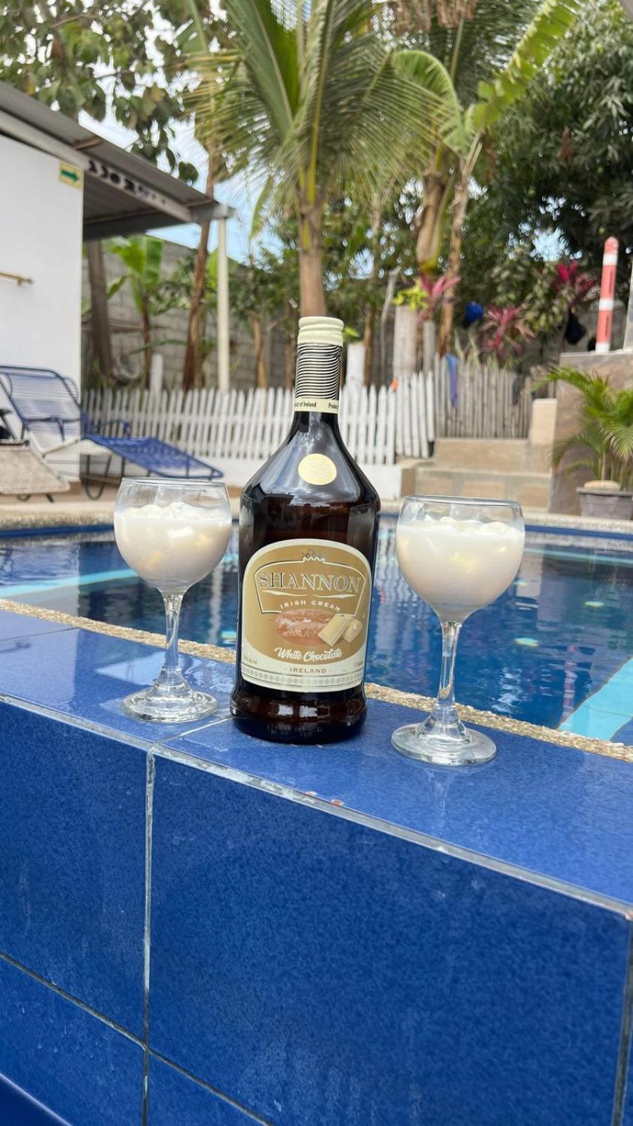 Casa Con Piscina Privada Hotell Manta Eksteriør bilde